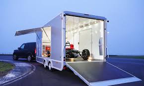 Reliable and Safe ENCLOSED CAR TRANSPORT SERVICES for Luxury Vehicles